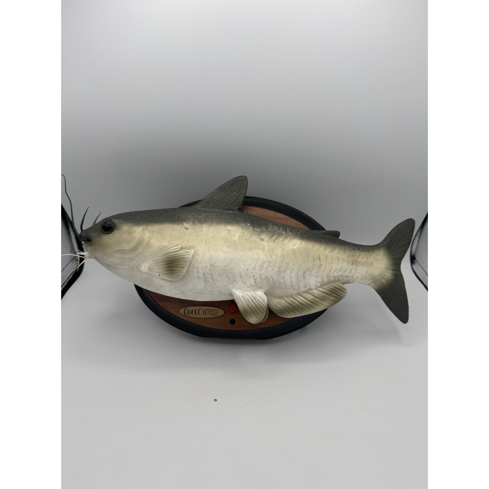 Gemmy Cool Catfish Animated Singing‎ Talking Catfish Funny Sayings Sings Parts